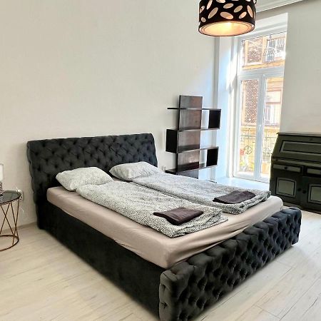 L8 Guesthouse Budapest Exteriör bild